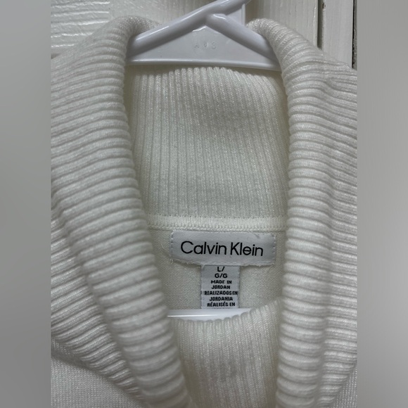 WHITE CALVIN KLEIN TURTLENECK SWEATER - Picture 3 of 4